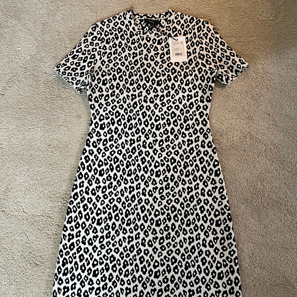 Brand new with tags Theory Black and White tshirt dress - Picture 1 of 2